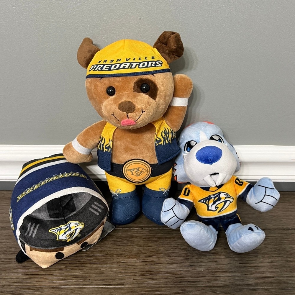 Nashville Predators NHL Plush Mascot Bundle Gnash FOCO Bear Hockey Helmet Set